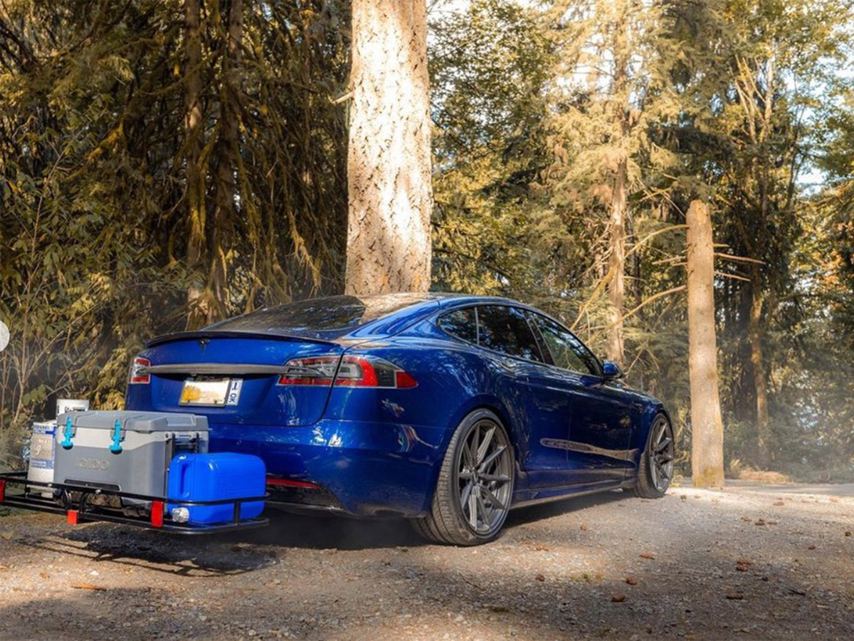 2017 Tesla Model S EcoHitch X7201S