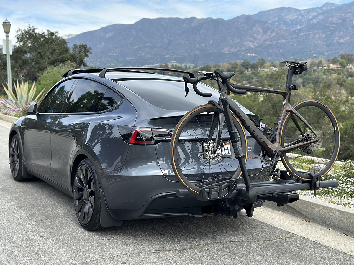 2022 Tesla Model Y EcoHitch x7409 